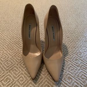 Manolo Blahnik Nude Heels